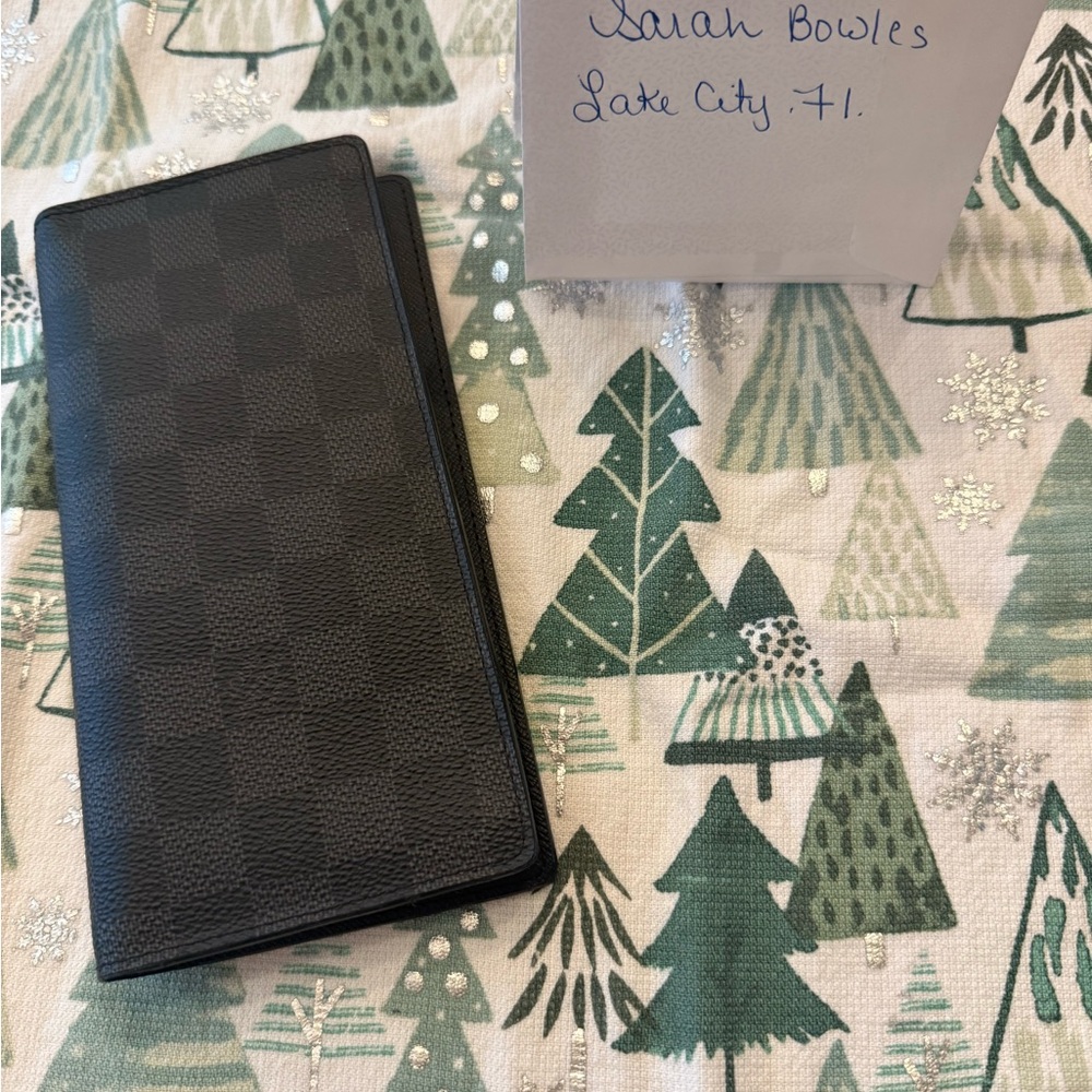 Louis Vuitton Damier Graphite Brazza Wallet